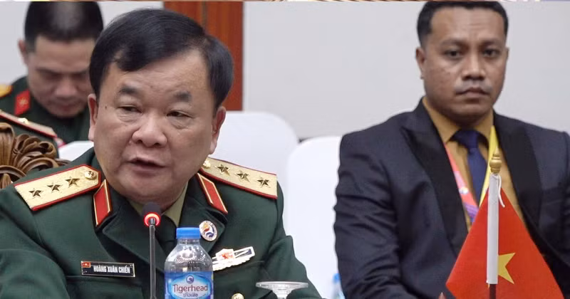 Deputy Defence Minister Senior Lieutenant General Hoang Xuan Chien speaks at the ASEAN Defence Senior Officials' Meeting in Vientiane, Laos, on September 25 (Photo: VNA)