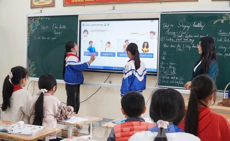 Vietnam is set to waive all school fees for students from kindergarten to high school levels in the public school system nationwide from the 2025-2026 school year. (Photo: VNA)