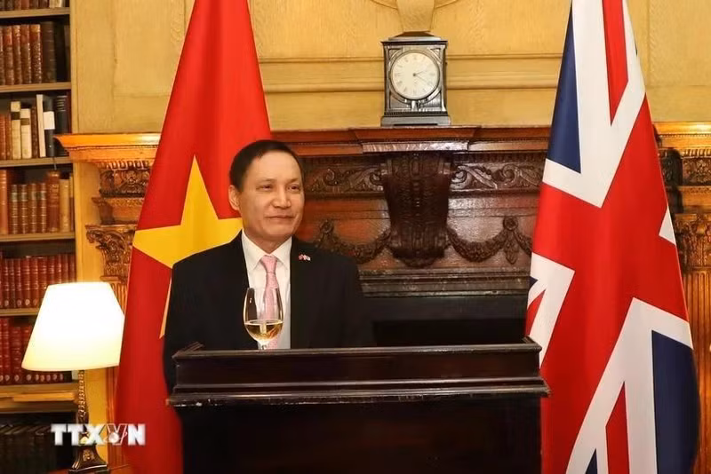 Vietnamese Ambassador to the UK Do Minh Hung. (Photo: VNA)
