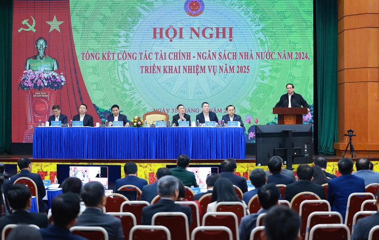 Prime Minister Pham Minh Chinh addresses the conference (Photo: VGP)