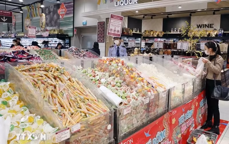 May consumer price index rises by 0.05% against April (Photo: VNA)