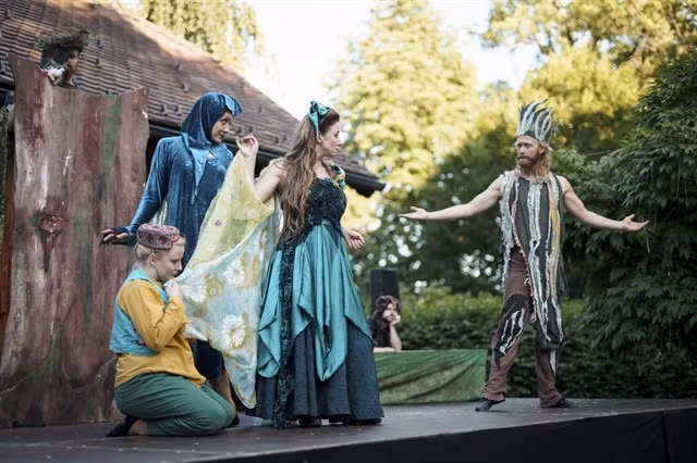 Britain's TNT Theatre is bringing the bard to stages in Vietnam’s big cities from May 21-24. (Photo: TNT Theatre)
