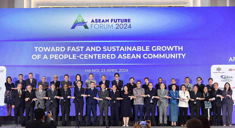 Delegates at the closing ceremony. (Photo: baoquocte.vn)