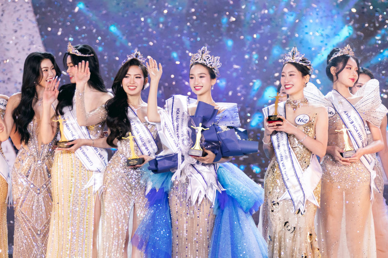19-year-old Duong Tra Giang crowned Miss University Vietnam 2024 