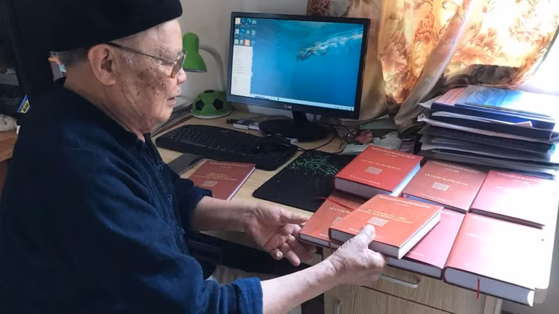 Lo Van Chien is the author of nearly 10 book titles on Pu Na culture.