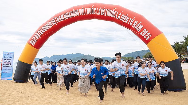 A running event held within the framework of the ‘Vietnamese youth say no to cigarettes and e-cigarettes’ programme.