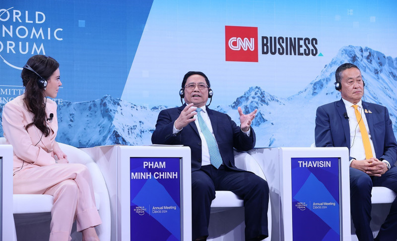PM Pham Minh Chinh speaks at the discussion on ASEAN in the framework of the 54th Annual Meeting of the World Economic Forum (WEF-54) in Davos, Switzerland, on January 17. (Photo: VNA)