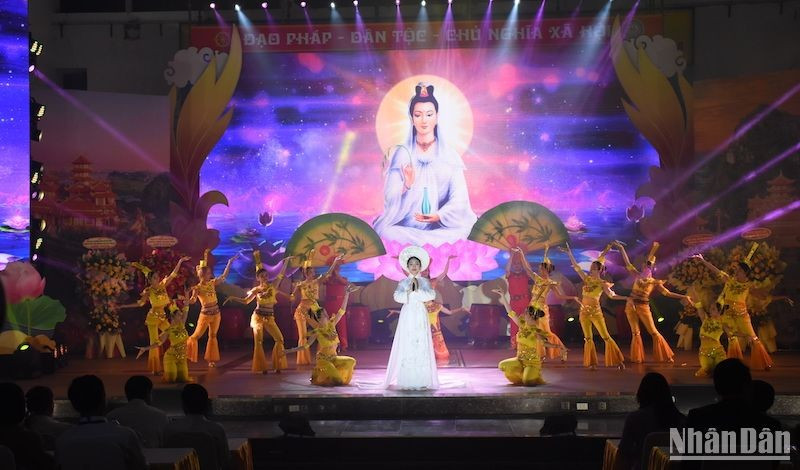 An art performance at the opening ceremony 