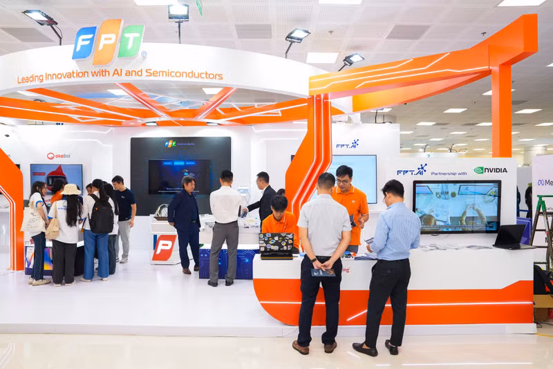 Cutting-edge technologies in semiconductors and AI spotlighted at Innovate Vietnam 2024