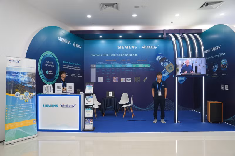 The exhibition space of Cadence - a pivotal leader in electronic systems design.