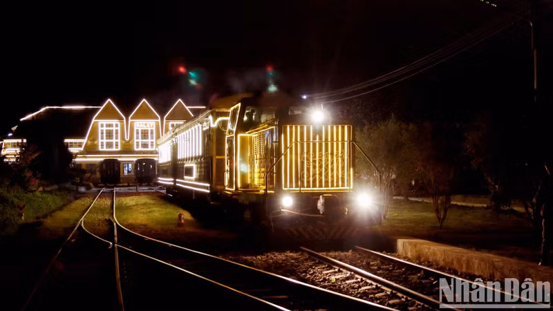 He called for closer coordination between Da Lat City and the railway sector to create more attractive railway experience for passengers.