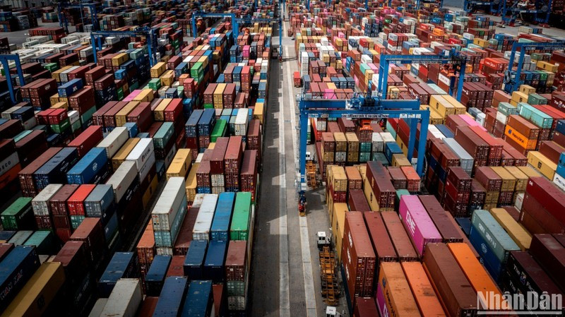 ADB maintains 6% growth forecast for Vietnam's economy (Photo: NDO)