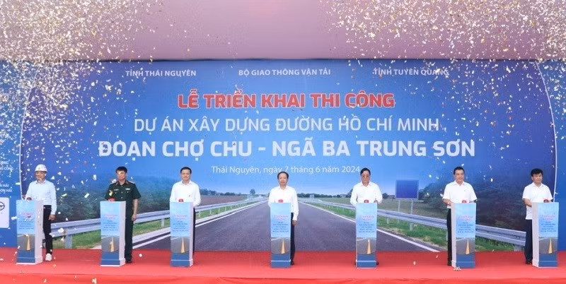 Construction commences on Cho Chu - Trung Son Junction section of Ho Chi Minh Highway