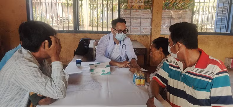 Free health check-ups provided to Overseas Vietnamese residents in Cambodia