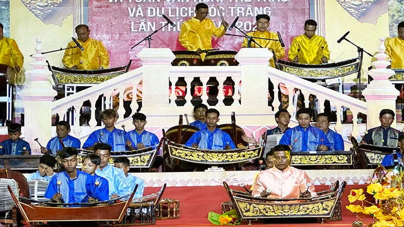 Traditional five-tone music of the Khmer ethnic people