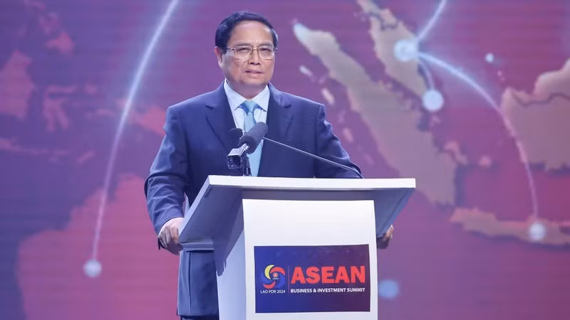Prime Minister Pham Minh Chinh on October 8 speaks at the ASEAN Business and Investment Summit (ASEAN BIS). (Photo: VGP)
