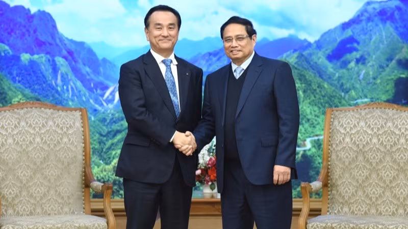 PM Pham Minh Chinh (R) and Yamaguchi Governor Muraoka Tsugumasa (Photo: NDO)