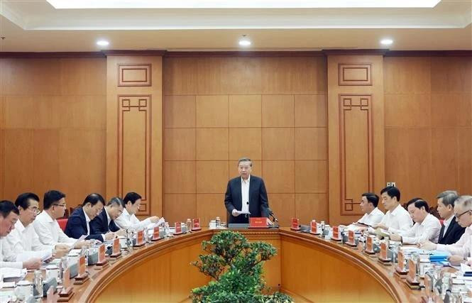 Party General Secretary To Lam speaks at the meeting. (Photo: VNA)