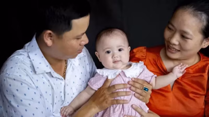 WHO and UNICEF are ready to continue their support to Vietnam in its endeavours to prevent further spread of measles. (Photo: UNICEF)