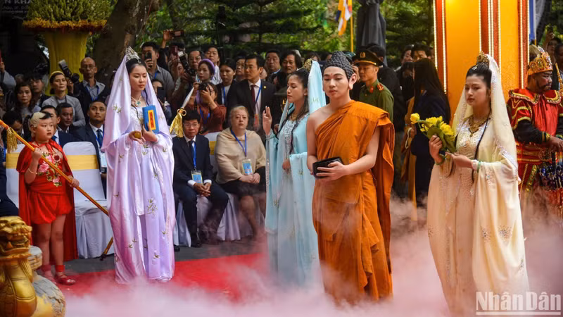 It also seeks to arouse good deeds and promote the harmony between Buddhism and patriotism