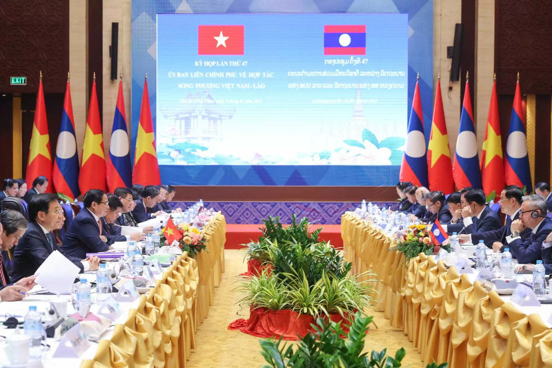 At the 47th meeting of the Vietnam - Laos intergovernmental committee for bilateral cooperation on January 9 (Photo: VGP)