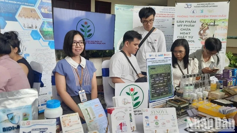 Exhibition of around 200 science and technology products opens in Ho Chi Minh City 