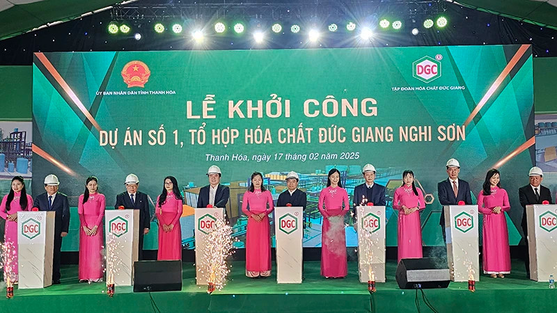 At the ground-breaking ceremony of the first phase of the Duc Giang- Nghi Son Chemical Complex 