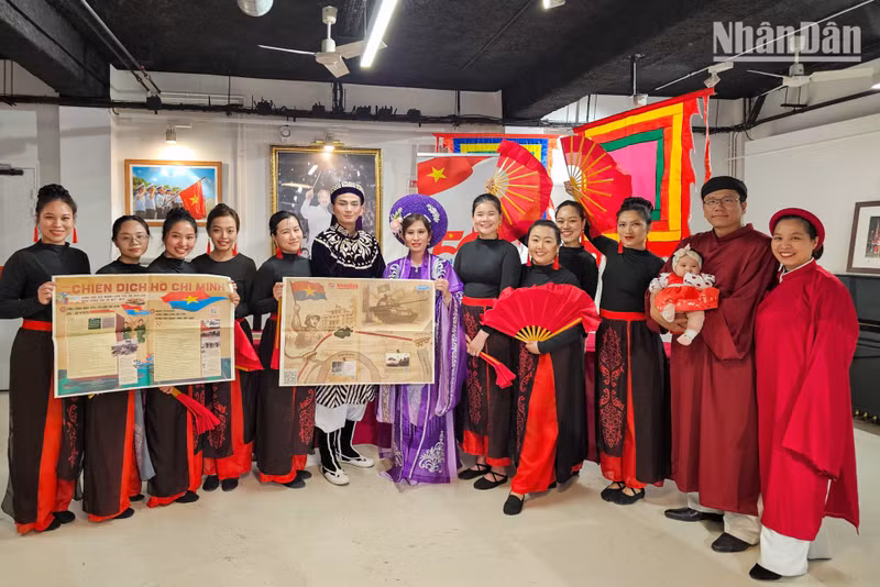 The special supplement of Nhan Dan Newspaper is a meaningful cultural bridge connecting overseas Vietnamese with their homeland’s heroic past and fostering pride and patriotism across generations.