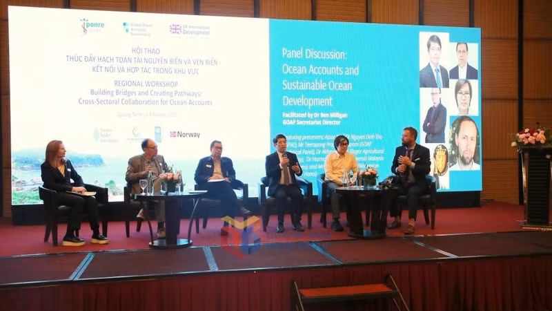 At the workshop in Ha Long on March 3 (Photo: baoquangninh.vn)