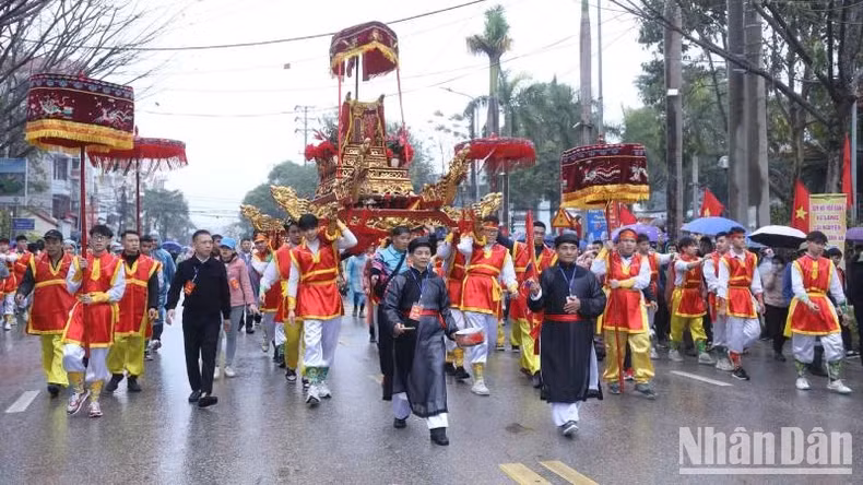 A palanquin procession at the festival