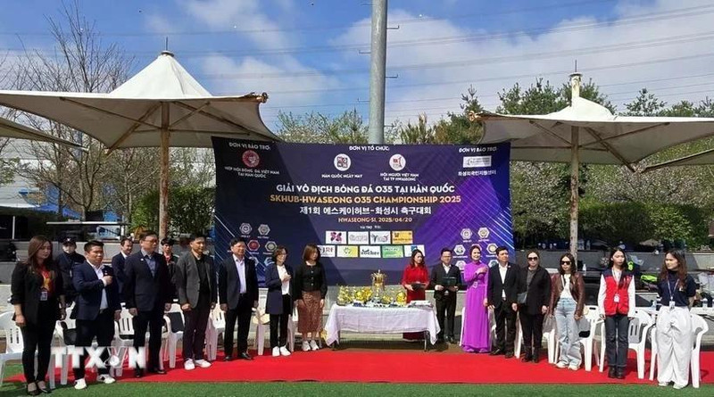 Football tournament strengthens solidarity among Vietnamese community in RoK (Photo: VNA)