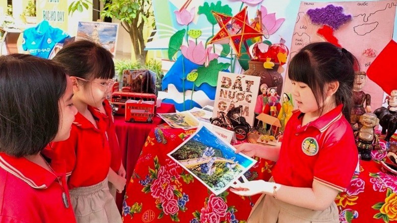 Roadmap to realising the goal of bilingual education in Vietnamese schools