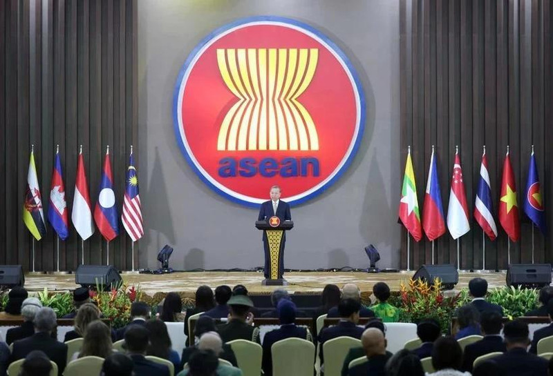 Party General Secretary To Lam delivers keynote policy speech at a ceremony in Jakarta to celebrate the 30th anniversary of Vietnam's accession to ASEAN (Photo: VNA)