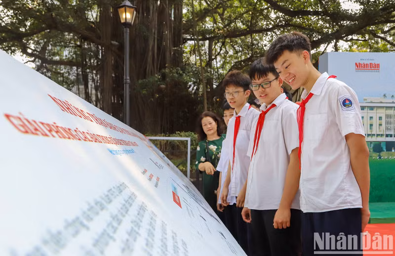 An information board introducing significant battles contributing to the Great Spring Victory 1975 An information board introducing significant battles contributing to the Great Spring Victory 1975