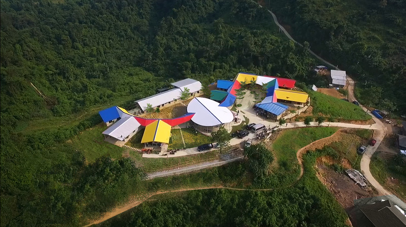 An aerial view of Lung Luong Primary School in Vo Nhai District, Thai Nguyen Province (Photo: Archdaily)