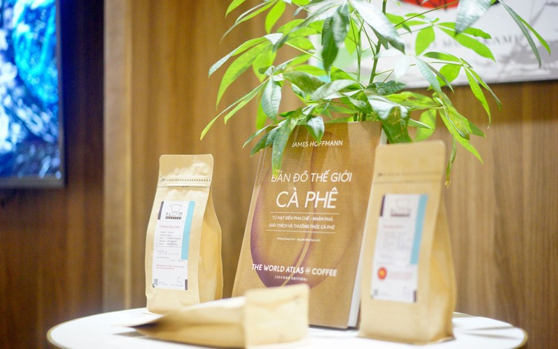 "The World Atlas of Coffee" released in Vietnamese