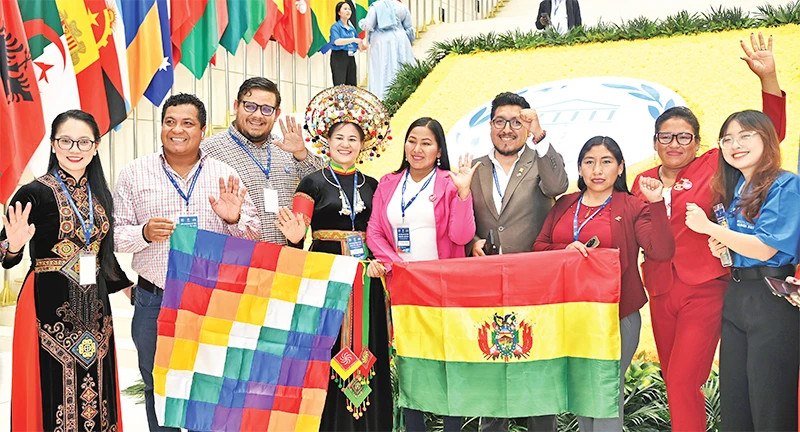 With the theme "The role of youth in promoting the implementation of sustainable development goals through digital transformation and innovation", the 9th Global Young Parliamentarians Conference was held in Hanoi and had the largest scale ever. (Photo: DUY LINH).