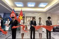 Vietnamese Minister of Foreign Affairs Le Hoai Trung (centre), DPRK Vice Minister Pak of Foreign Affairs Sang Gil (left), and Vietnamese Ambassador to the DPRK Le Ba Vinh cut the ribbon to open the exhibition. (Photo: VNA)