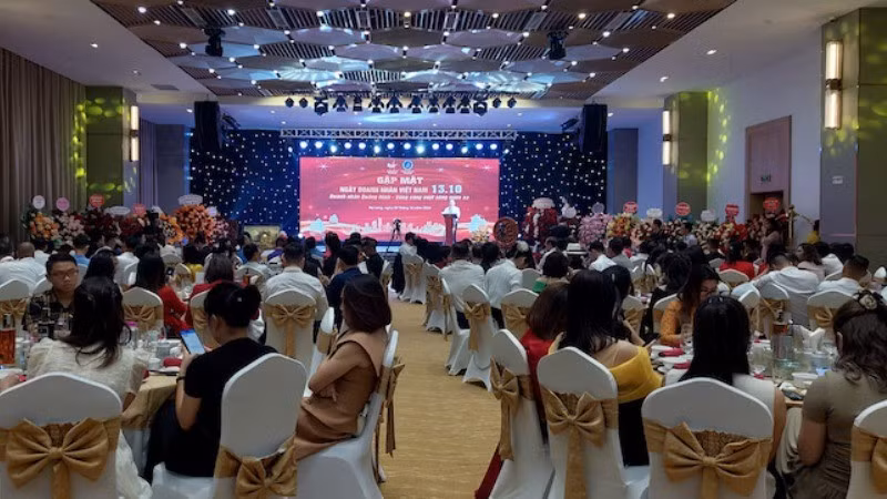 An overview of the meeting.