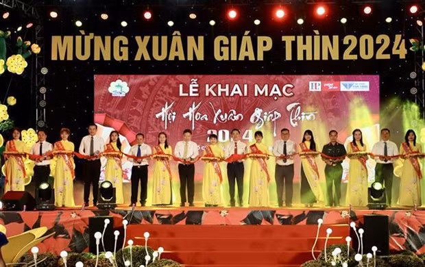 At the opening ceremony (Photo: VNA)