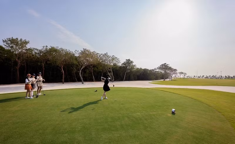 Audiences can watch skilful shots at two top-class golf courses.