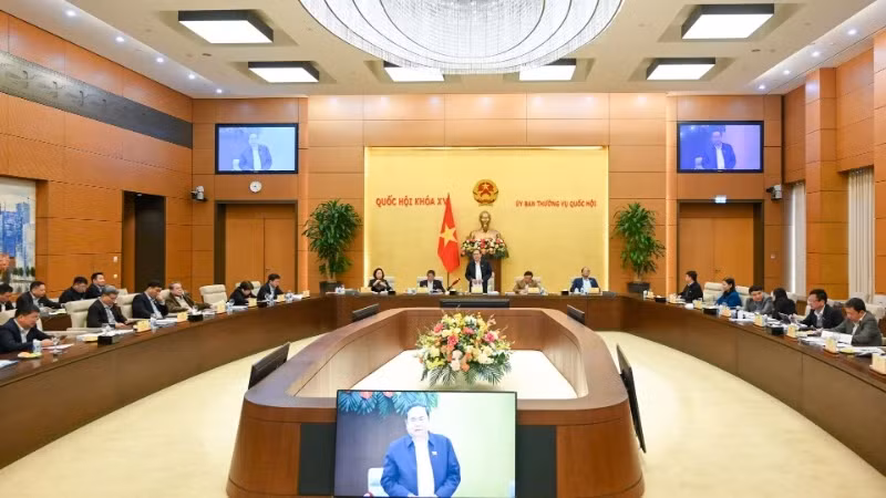 National Assembly Chairman Tran Thanh Man addresses the meeting (Photo: NDO)