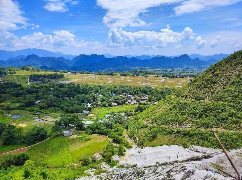 Mai Chau is a favourite destination for young people.