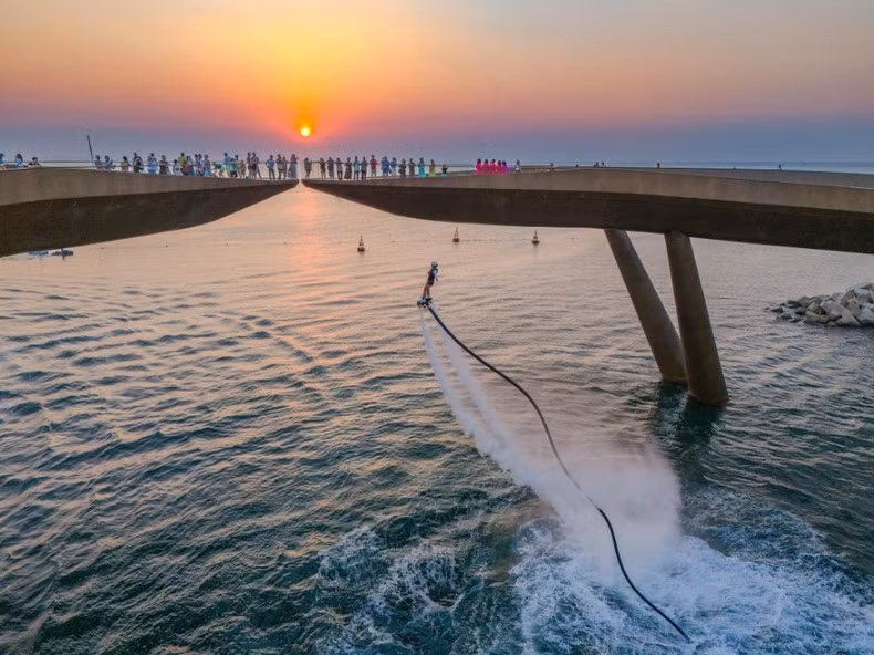 Phu Quoc's southern islands will treat visitors to a series of exciting, world-class performances at the end of the year. Phu Quoc's southern islands will treat visitors to a series of exciting, world-class performances at the end of the year.