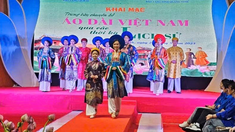 The designs of traditional Ao Dai are showcased at the exhibition.