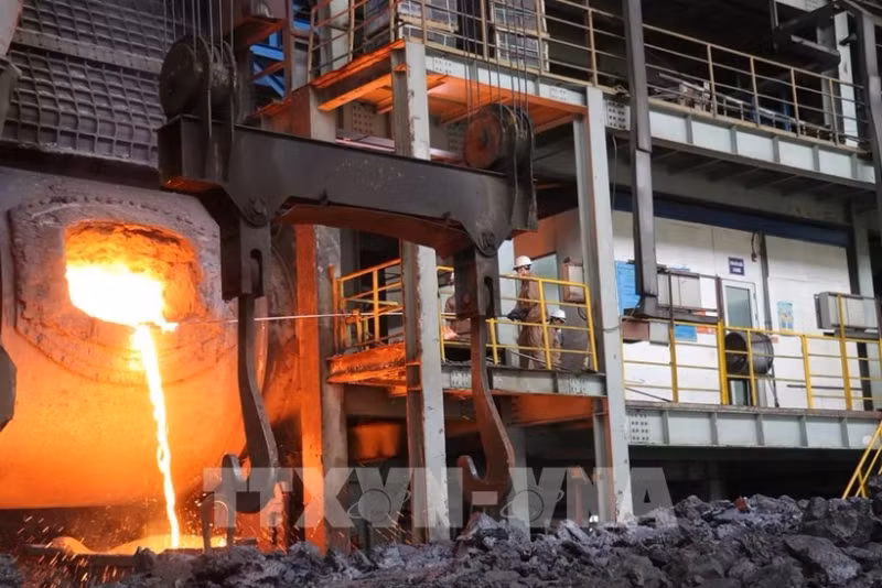 Production at Minerals Holding Corporation in Lao Cai province. (Photo: VNA) 