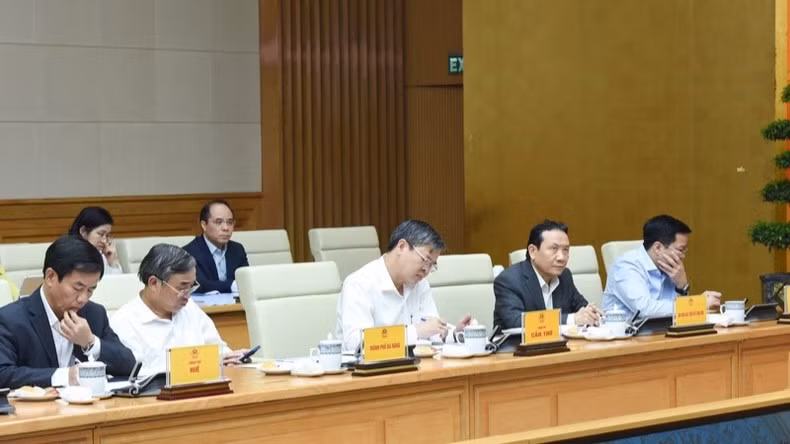 Delegates attend the meeting (Photo: TRAN HAI).