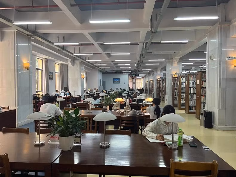 The Library of Yunnan University The Library of Yunnan University