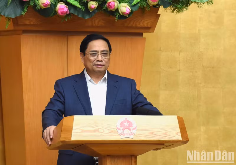 PM Pham Minh Chinh delivers an opening speech for the Government’s September regular meeting and the teleconference with 63 localities.