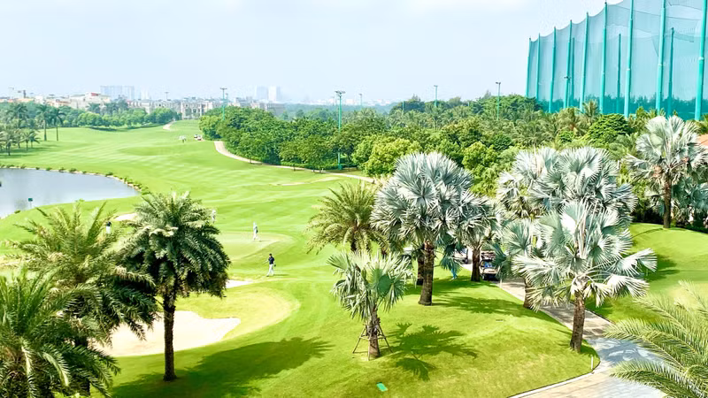A corner of Long Bien golf course. (Photo: hanoimoi.vn)